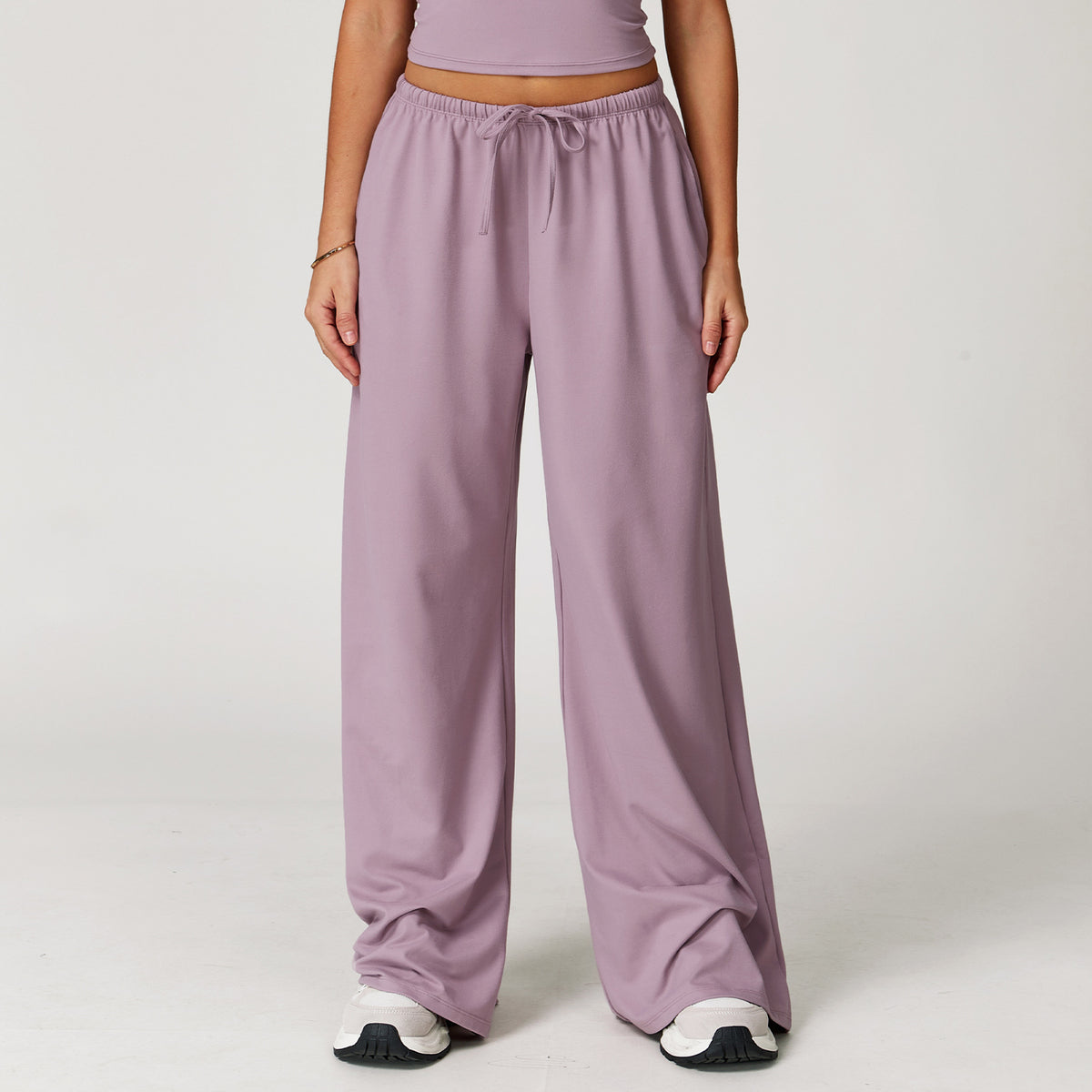 Move Wide-Leg Drawstring Pants in Lavender, front view